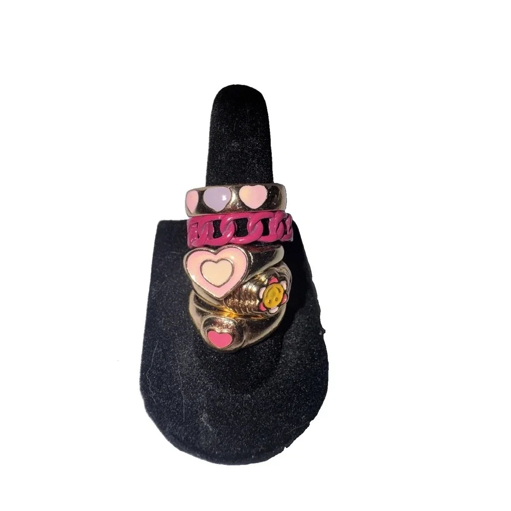 Lot of 5 Gold Tone Pink Enamel Heart Rings – Sizes 7, 7½ & 9 – Cute Fashion Stac